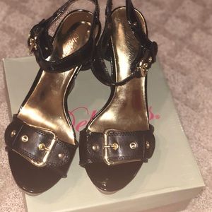 Women Black Wedge/Platform Sandals